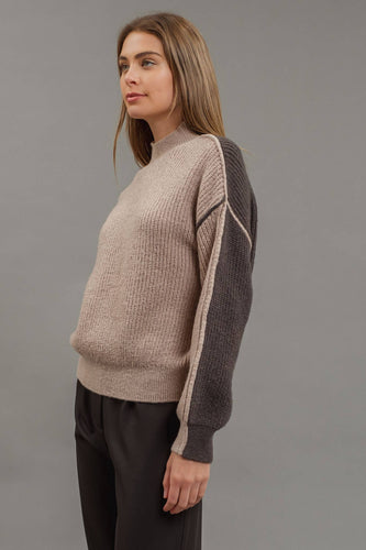 EXPOSED SEAM KNIT SWEATER: MOCHA