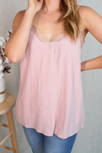 Sleeveless Woven Top with Lace -Curvy Girl