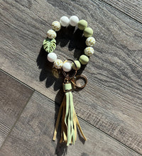 Load image into Gallery viewer, Monstera Leaf Plant Lover Beaded Wristlet Keychain