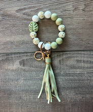Load image into Gallery viewer, Monstera Leaf Plant Lover Beaded Wristlet Keychain
