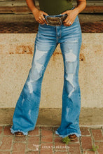 Load image into Gallery viewer, Mid Wash High Rise Distressed Frayed Flare Jeans